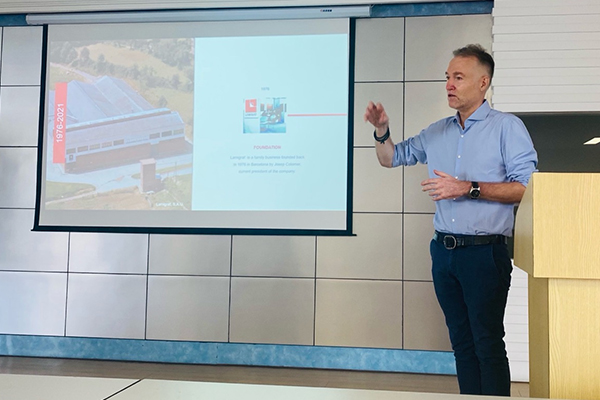 Boda Group utiliza todos los sábados como día de estudio para entrenar varias habilidades