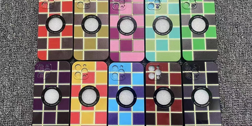 Ventajas y desventajas de una variedad de materiales Funda para teléfono móvil